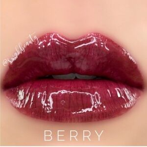 LipSense by Sengence. Shade: Berry. NWT.